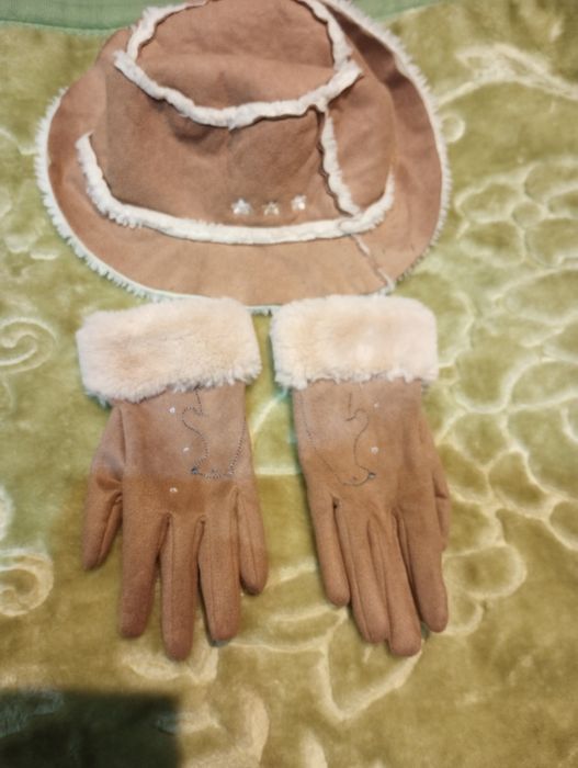 Kapelusz kożuszek wełna futerko 6-10 lat