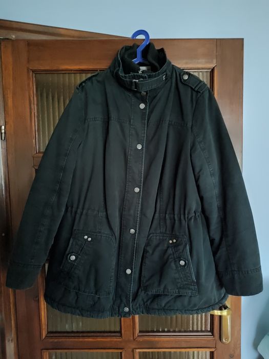 Kurtka zimowa zapinana na zamek i zatrzaski rozmiar 46/48