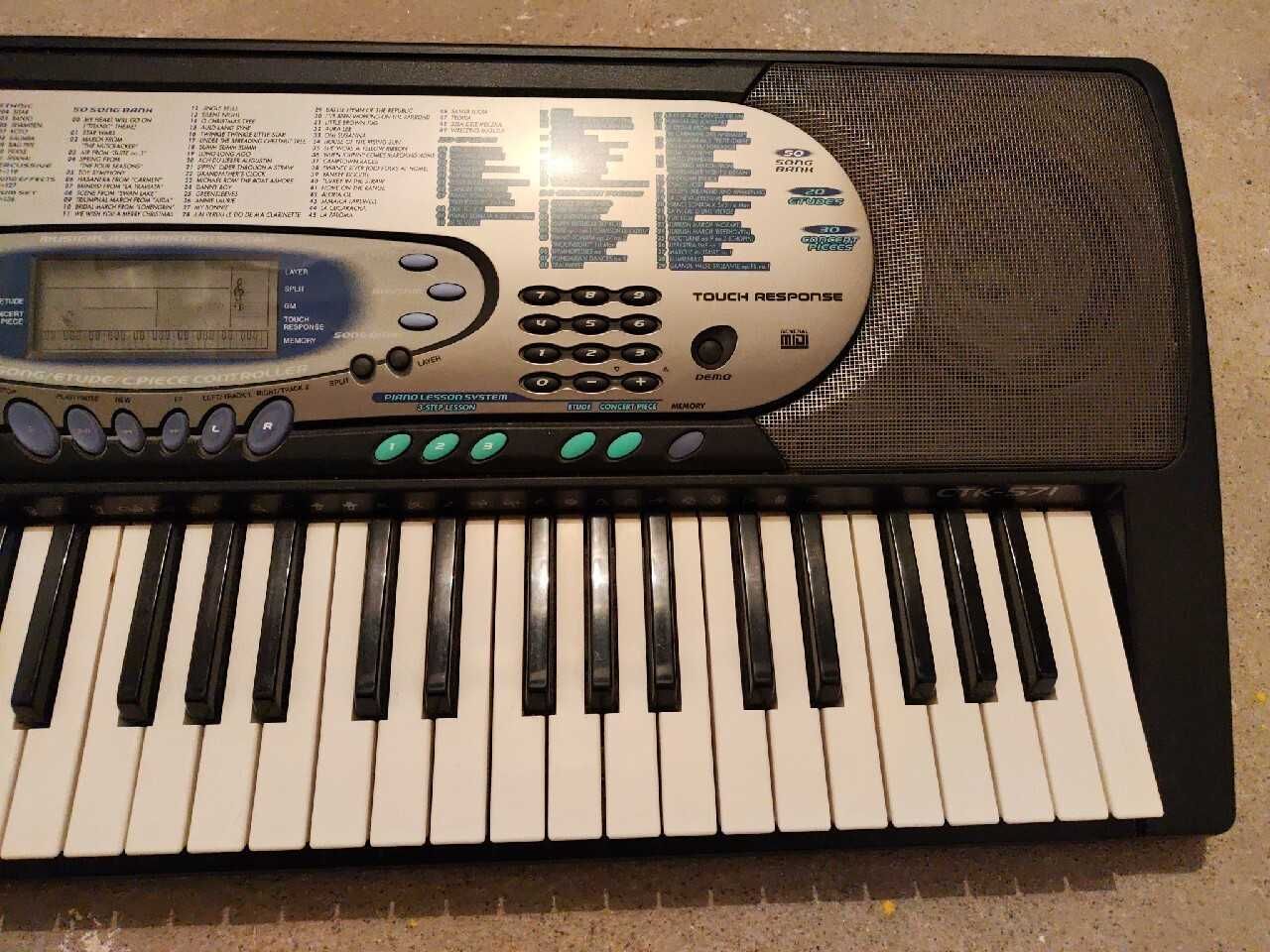 Keyboard Casio CTK-571
