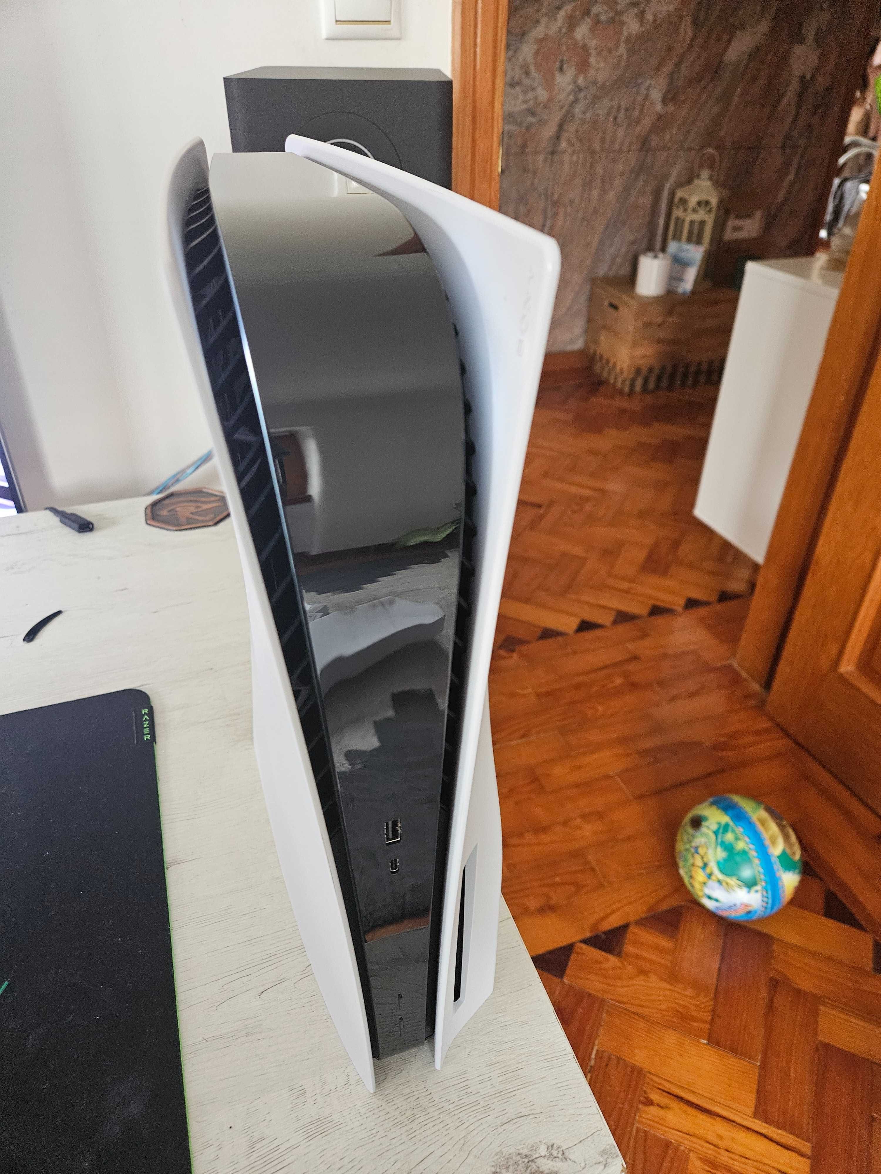 Playstation 5 825GB Edição Standard SEM comando c/3 anos de garantia
