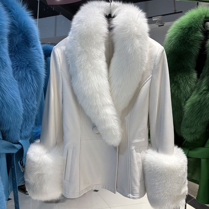 Skórzany płaszcz z futrem naturalnym lis jenot kolory rozmiary