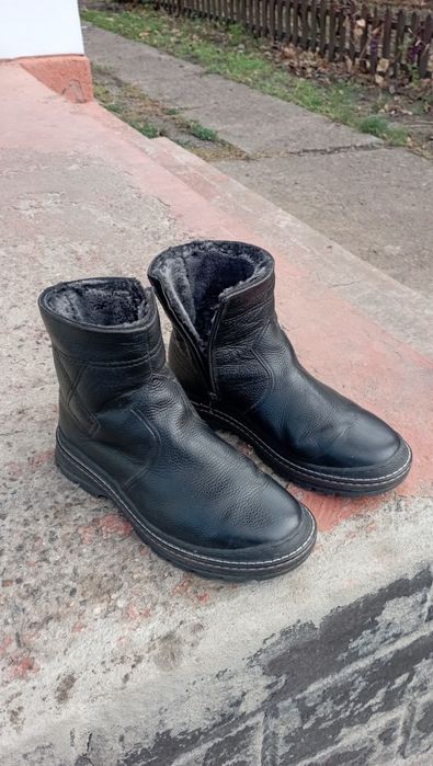 Мужские кожаные ботинки