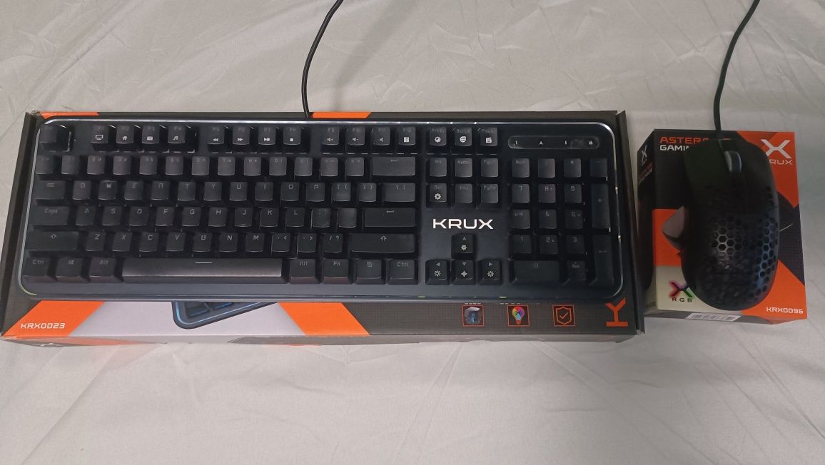 Zestaw gamingowy: Klawiatura KRUX Comet (Outemu Blue) + Mysz Astera RG