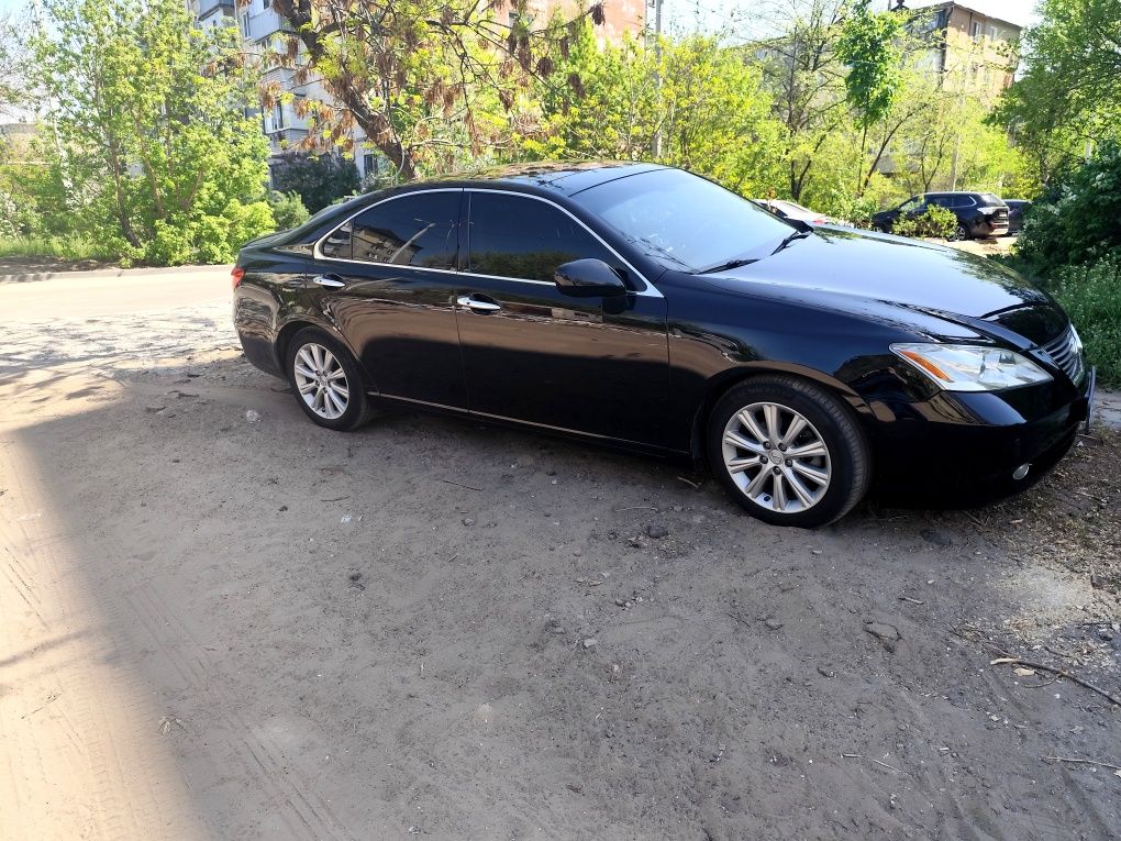 Продам Lexus в отличном состоянии