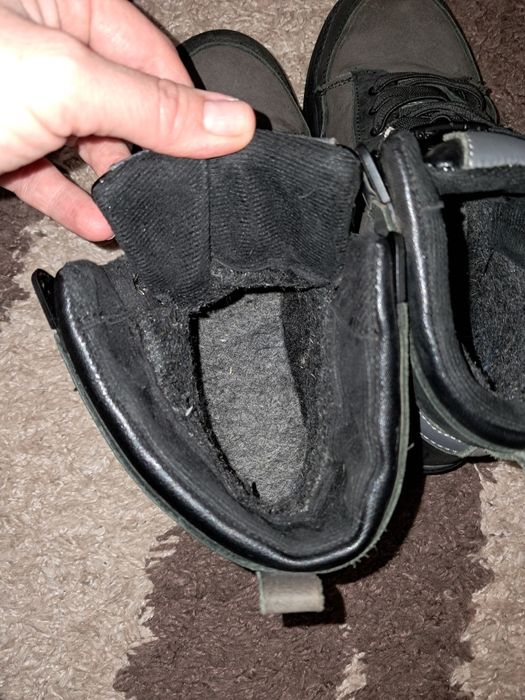 Ботинки зимние 37 размер в идеальном состоянии