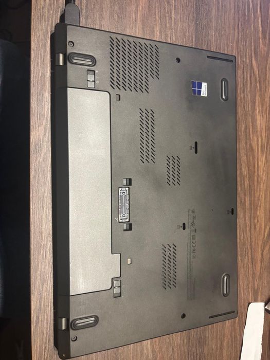 Lenovo T440 / 4GB RAM / 128GB SSD