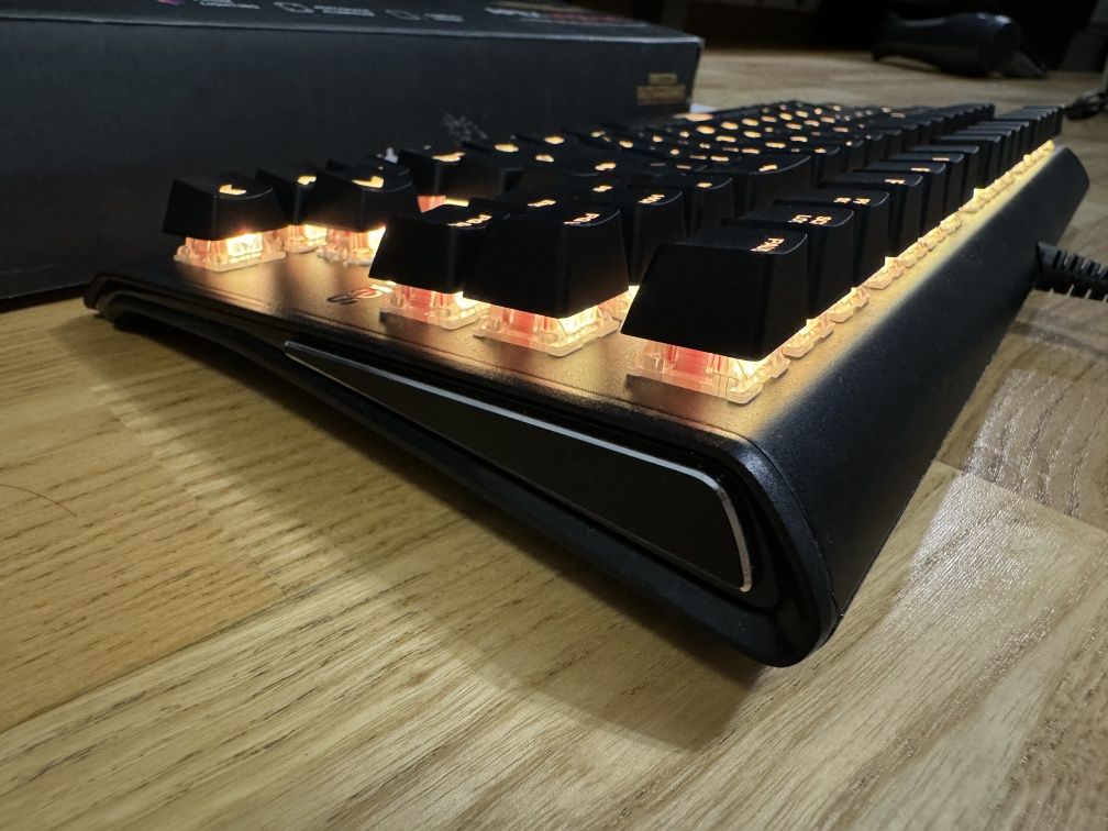 Клавиатура игровая Steelseries Apex M750 TKL PUBG Edition