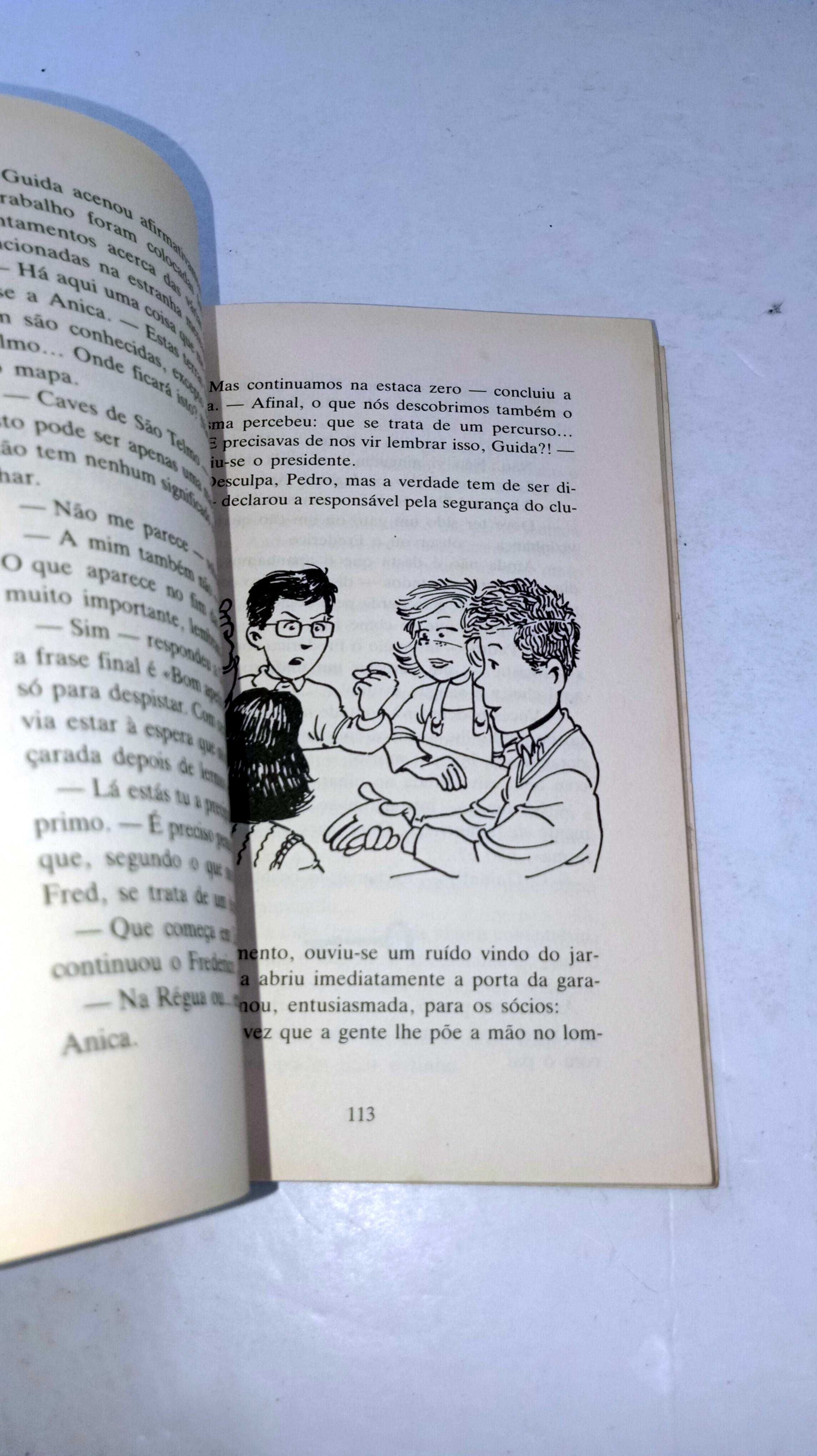 Clube das Chaves - Põe tudo em pratos Limpos
