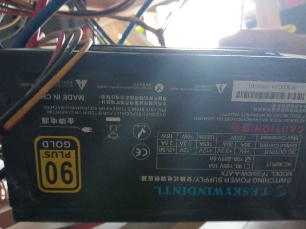 Майнинг ферма 12*4gb Radeon R9 380