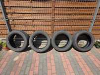 Opony wielosezonowe Vredestein 
      245/ 45/ 17r