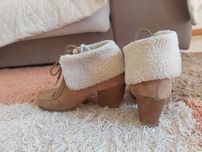Bota Castanha com Salto