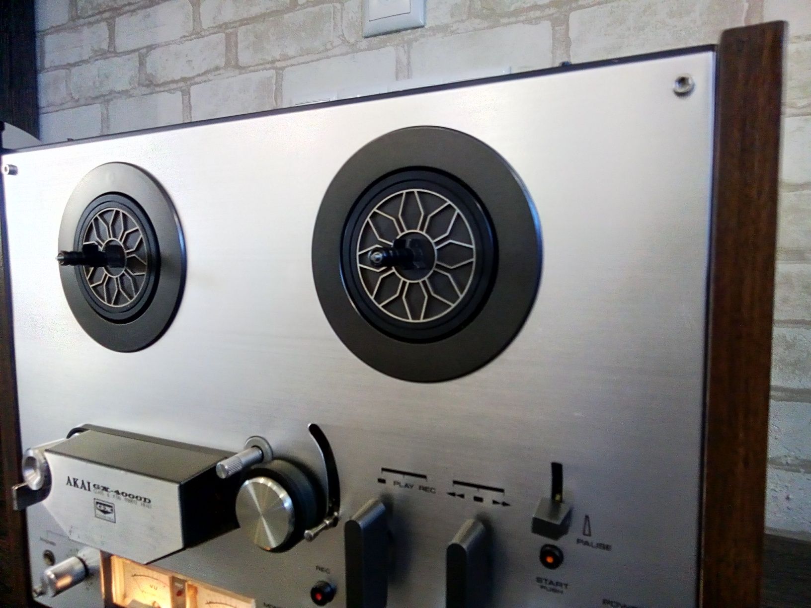 AKAI GX-4000D катушечный магнитофон 1978-85