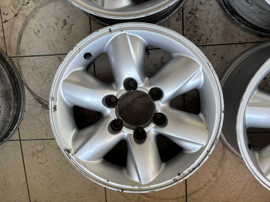 Felgi Nissan Terano 2 Lift Rozstaw 6x139.7 R16