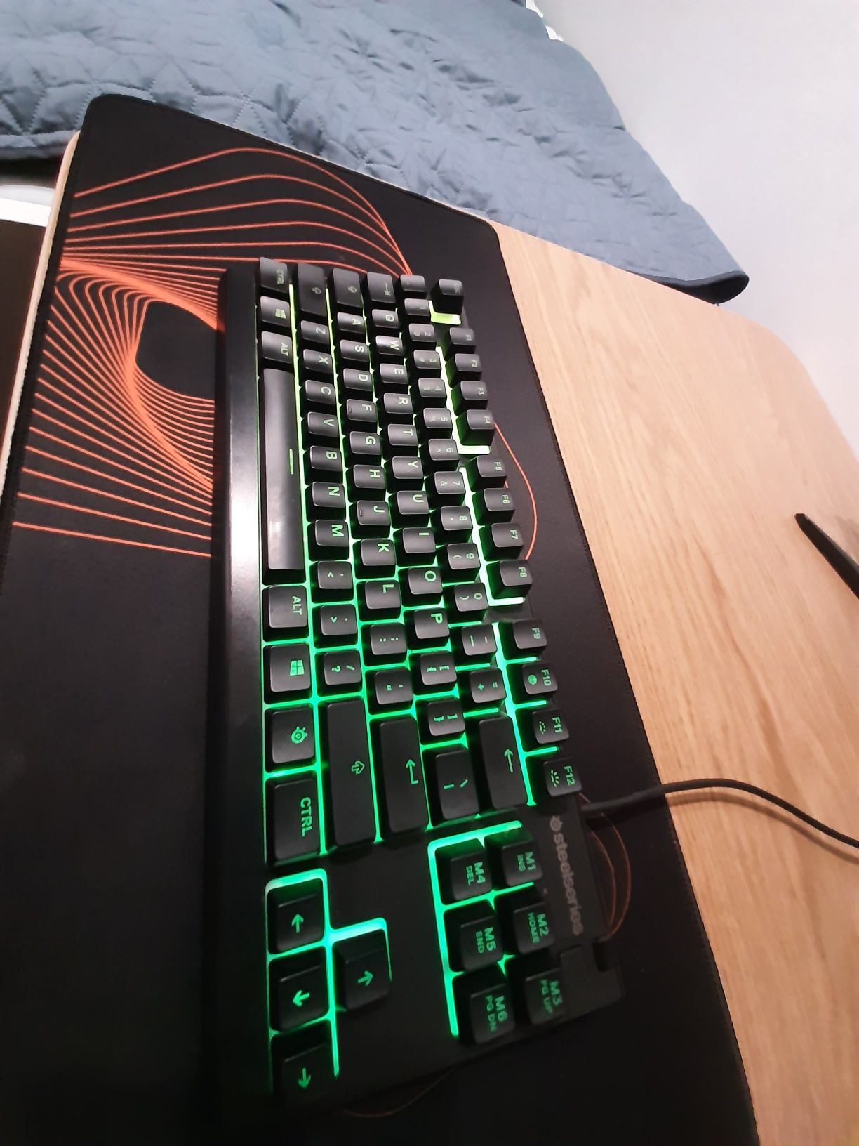 Kup teraz! Klawiatura + podkładka Steelseries APEX 3 TKL Gaming!