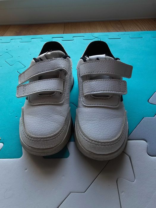 Buty chłopięce Adidas rozmiar 24