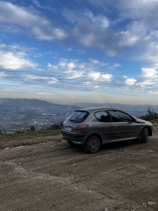 Peugeot 206 para projeto ou para monte