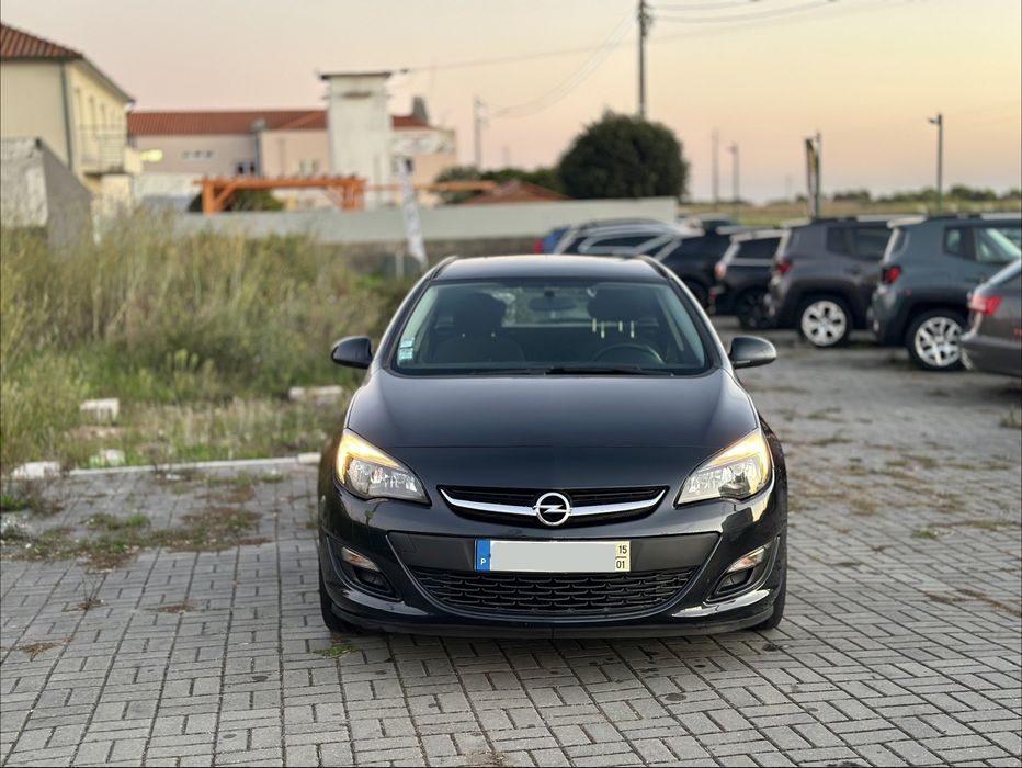 Opel Astra Sports Tourer 1.3 cdti - como novo