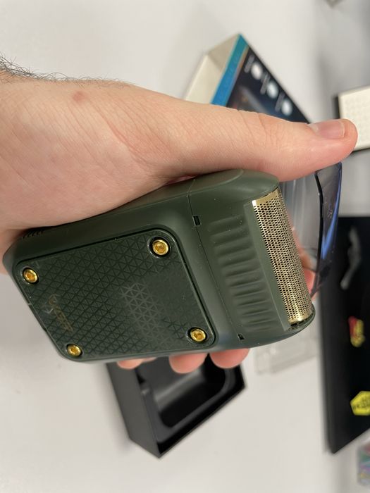 Бритва шейвер VGR v-353