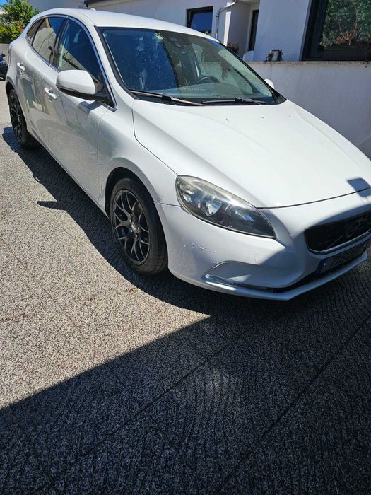 volvo v40 1.6 Momment Gps