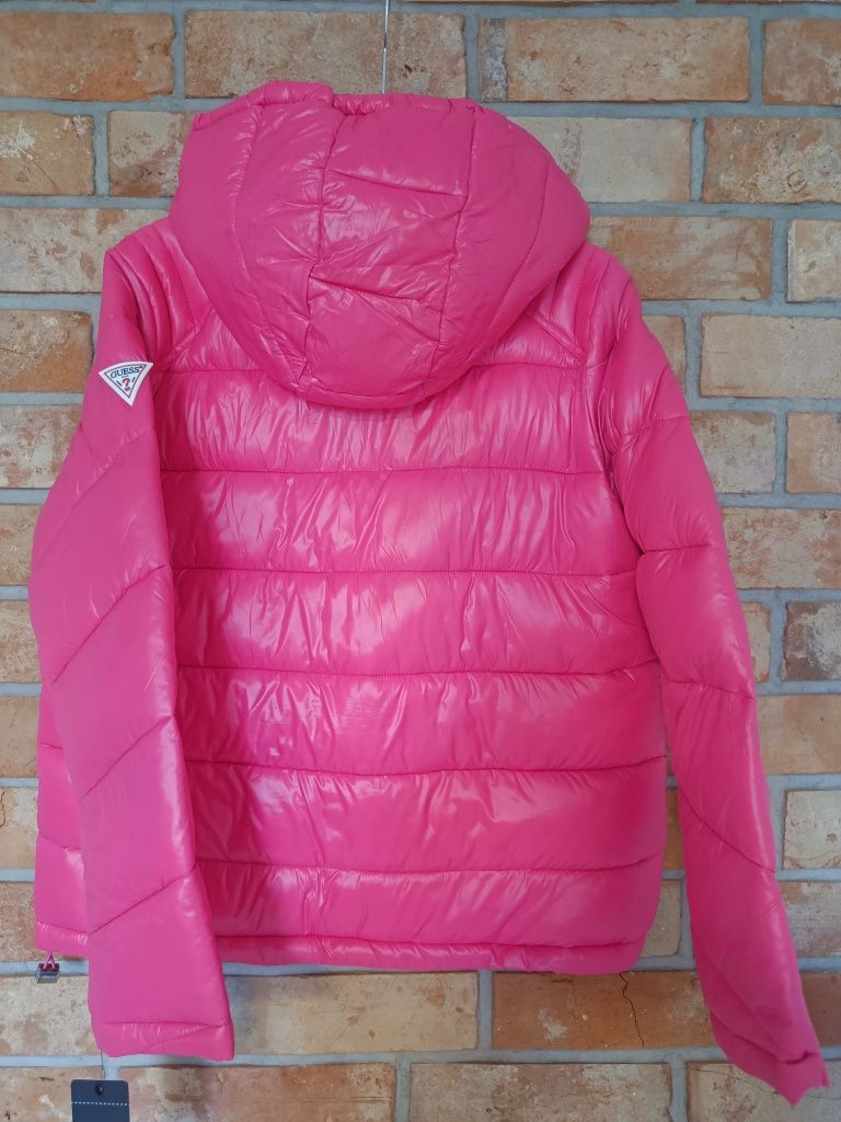 Kurtka damska Guess XS, S, M, L w różowym kolorze