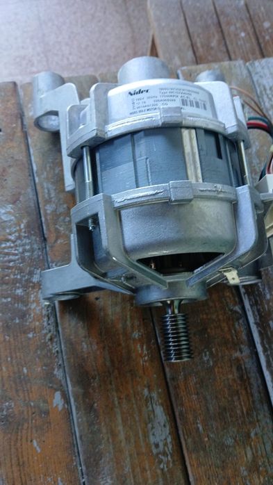Motor maquina lavar Indesit