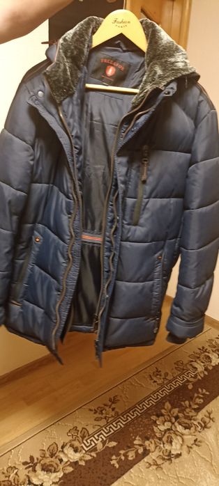 Продається чоловічий пуховик, розмір 52-54