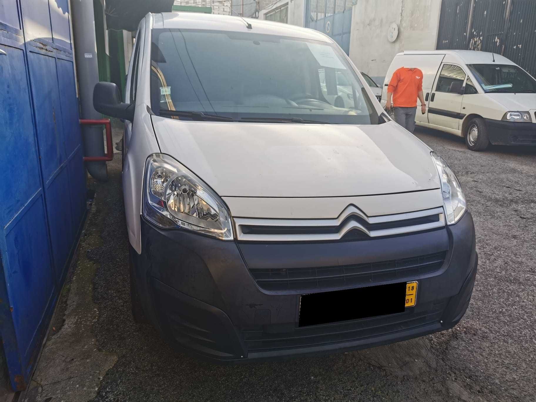 Citroën Berlingo 1.6 BlueHdi longa com frio de 2018 iva dedutivel