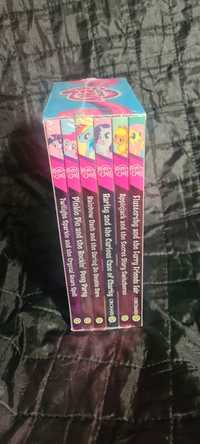 [15] My Little Pony gift set, 6 książek. Nowe.
My Little Pony "The Fri