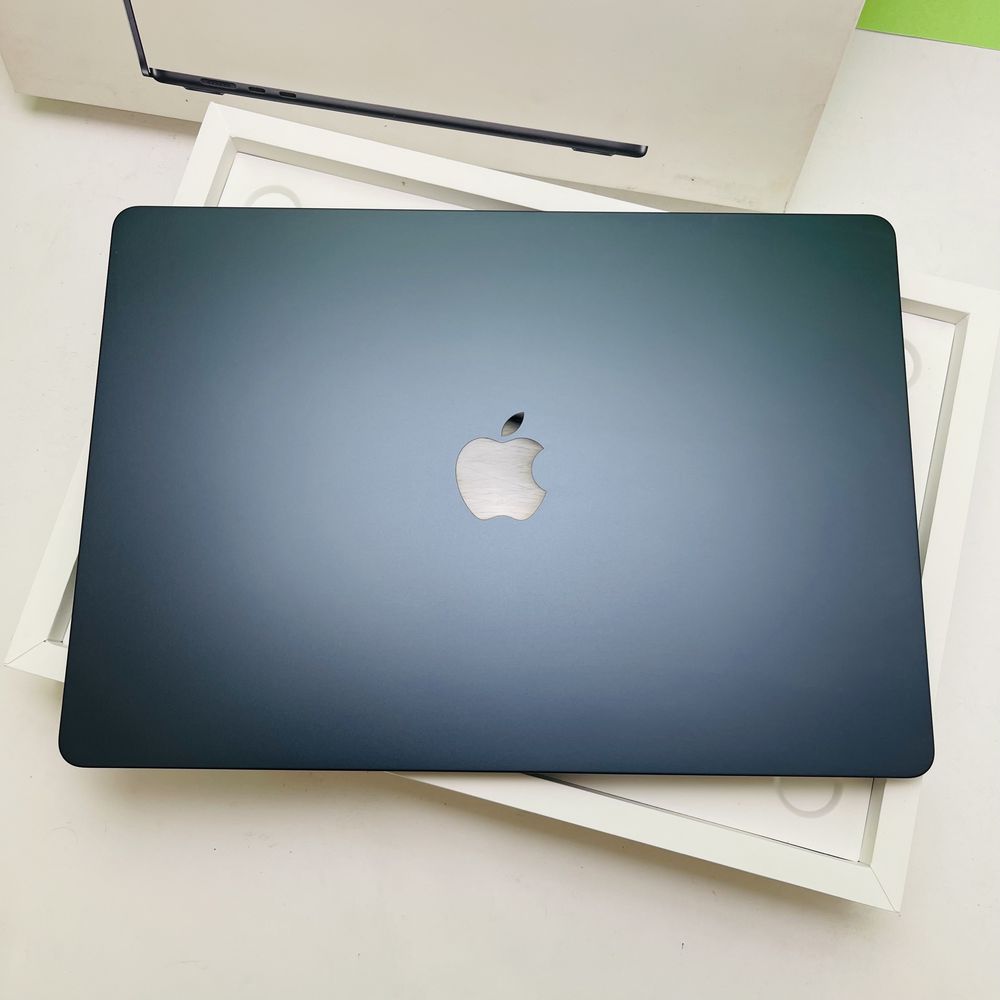 MacBook Air 15" 2023 M2 Midnight 8GB 256GB SSD