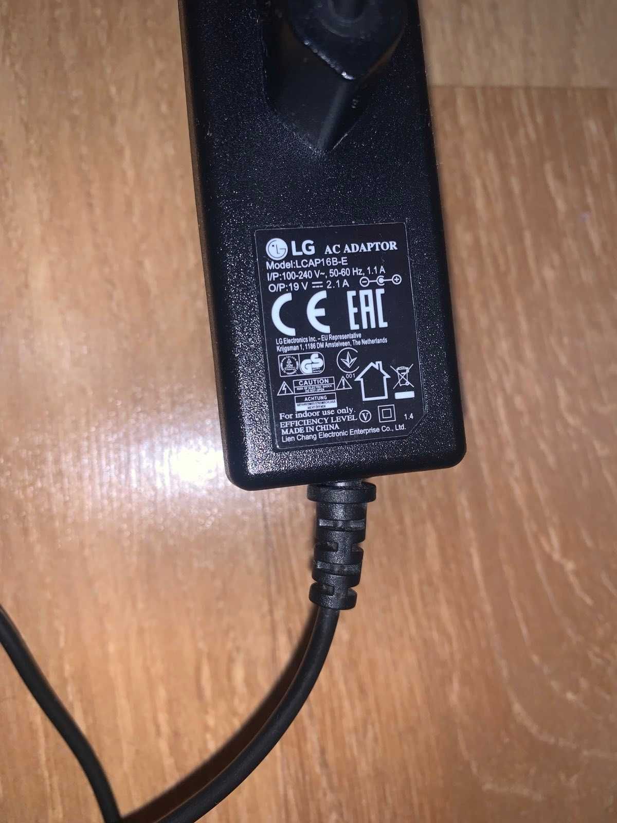 Адаптер питания LG AC ADAPTER