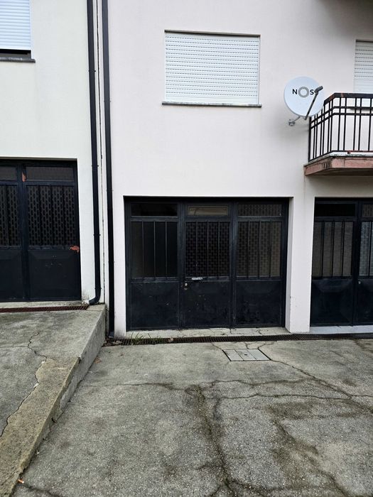 Arrendo Garagem em Castro Daire