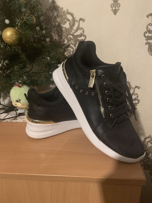 Кроссовки женские Aldo 41