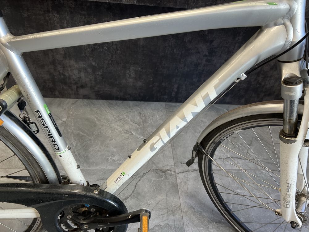 Rower elektryczny GIANT ASPIRO HYBRID 36V do ogarniecia