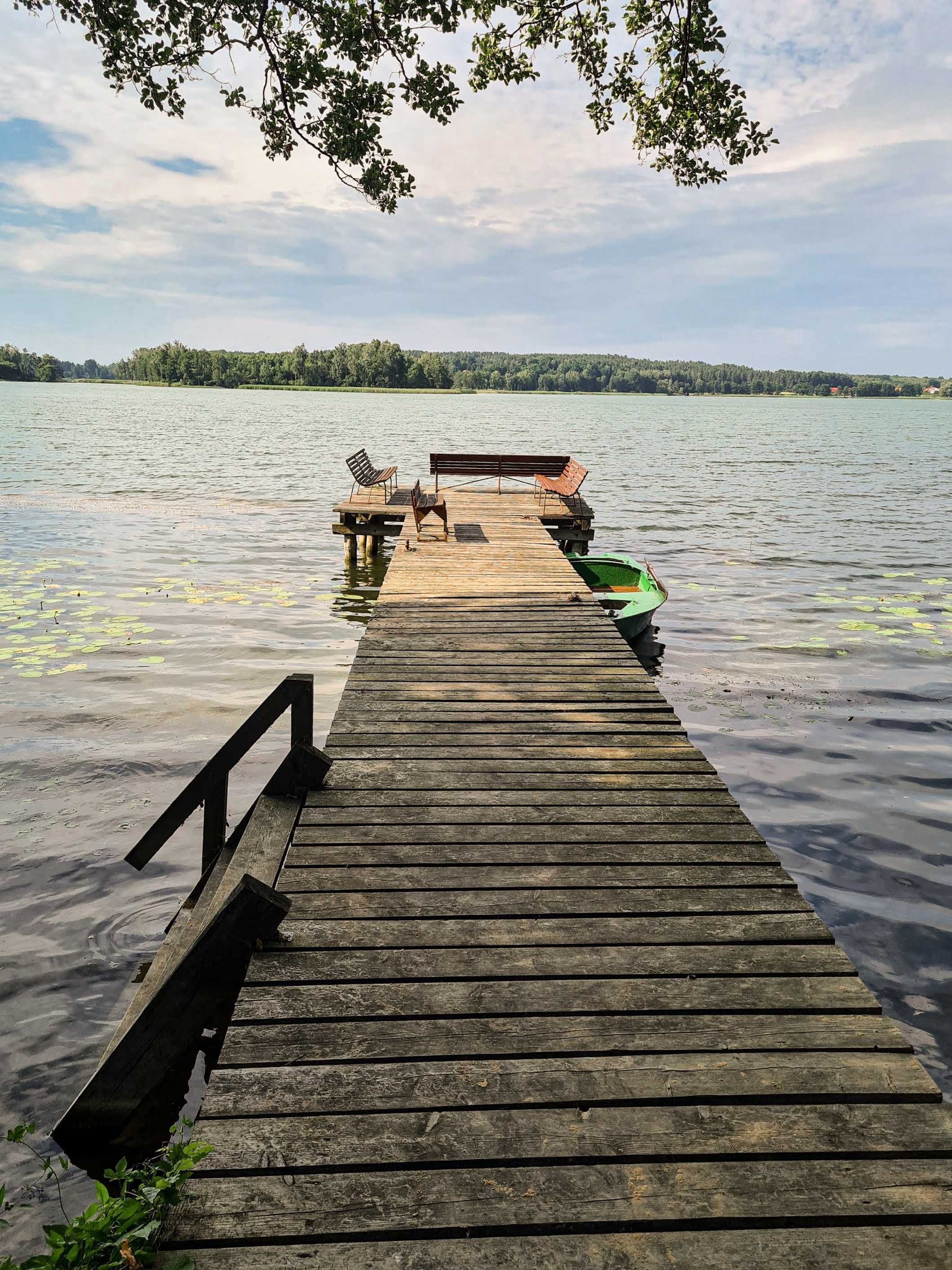 Domek całoroczny / letniskowy nad jeziorem (Olsztyn) 8-10 os.