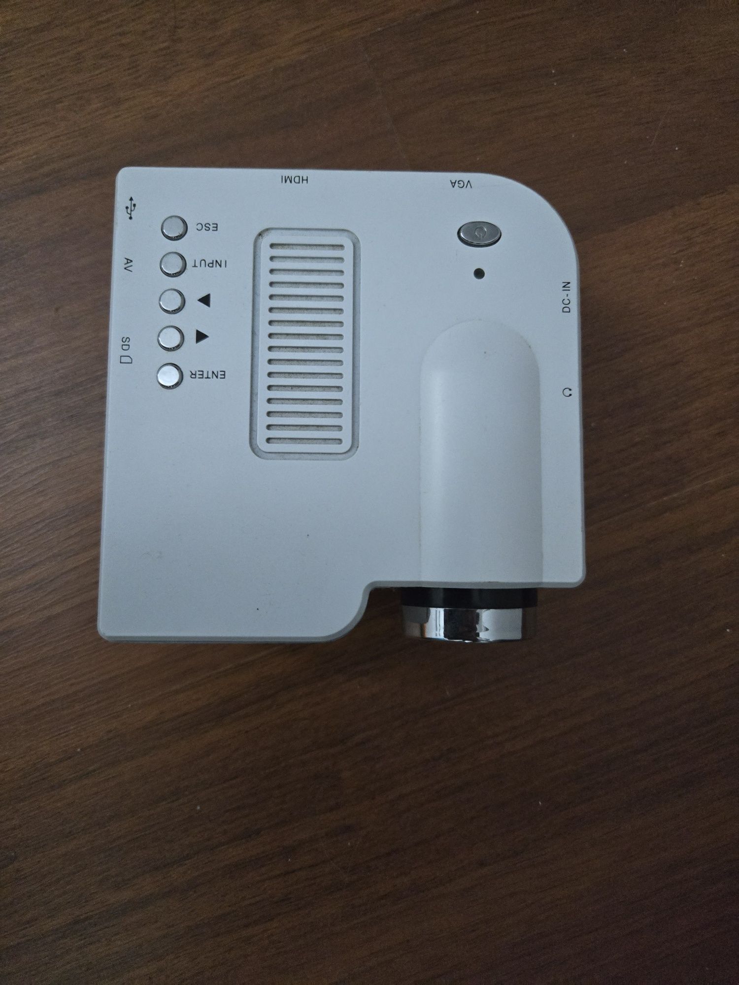 Mini Projector led semi novo
