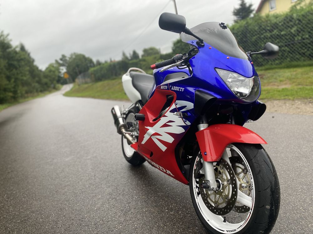 Honda CBR F4 2000 A2