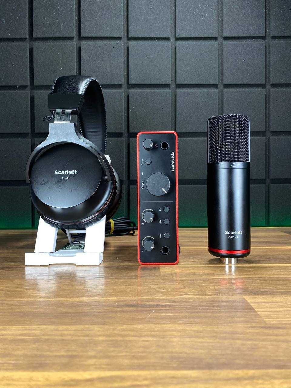 Focusrite Scarlett Solo Studio 4th gen