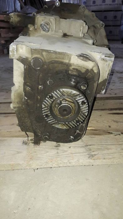 Коробка передач Шестиступінчаста Iveco