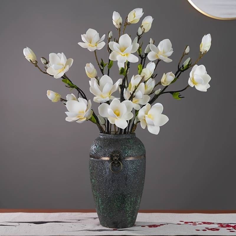 Magnolia, gałąź magnolii PIANKOWA PREMIUM JAKOŚĆ (cena za 1 sztukę)