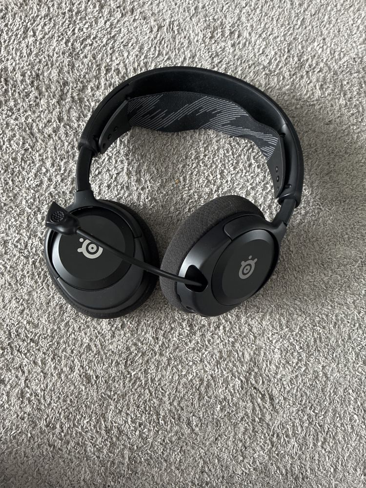 Słuchawki Steelseries Arctis Nova 1