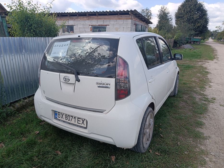 Дайхатсу Сіріон (Тойота пассо)