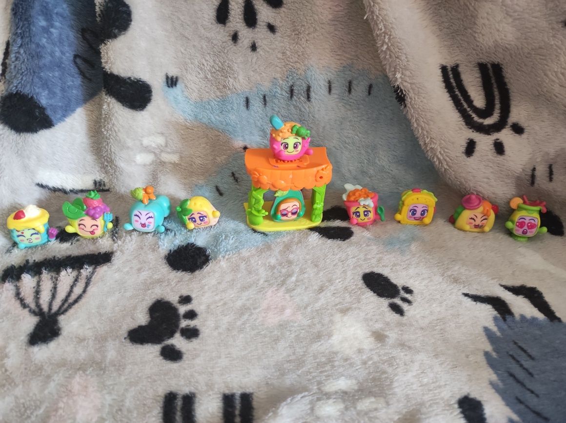 Zestaw figurek moji pops jedzenie