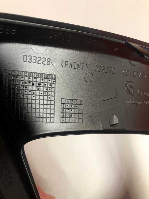 citroen c3 picasso oryginal nowa ramka kratka halogenu prawa