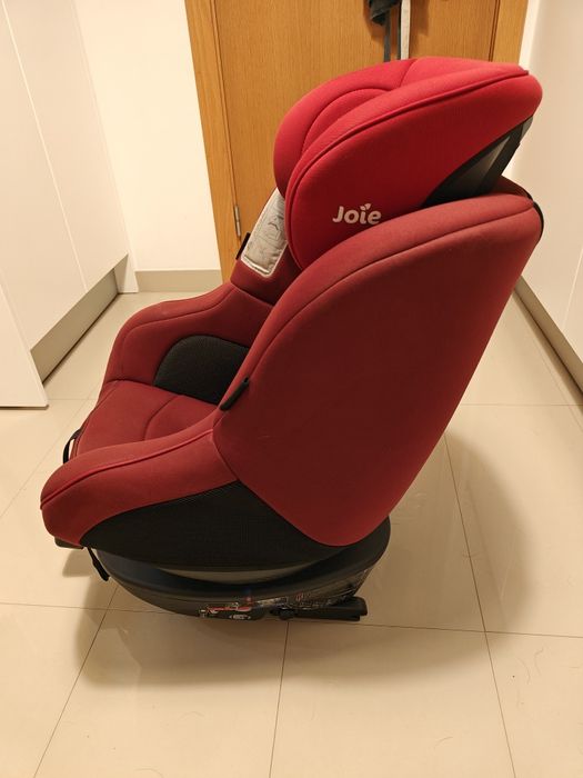 Cadeira Auto Joie i-Spin 360  (0-48 meses)
É certi