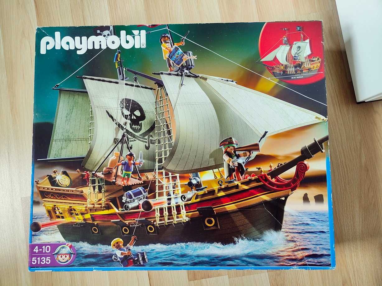 Playmobil 5135 duży Statek piracki (7 Piratów + małpka)