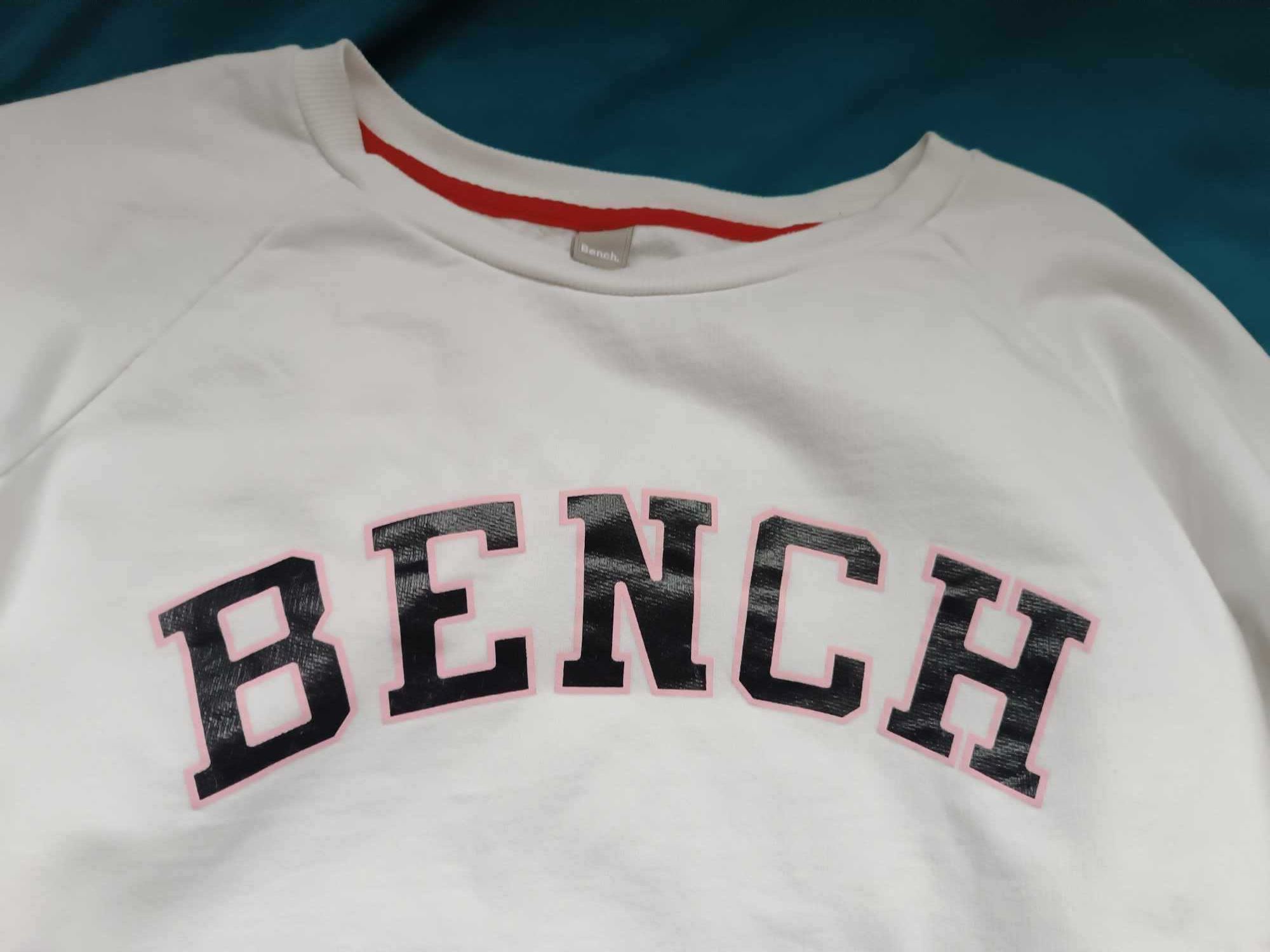 Piękna bluza bawełniana logo, rękawy taśmy logo jak nowa- S/M- "Bench"