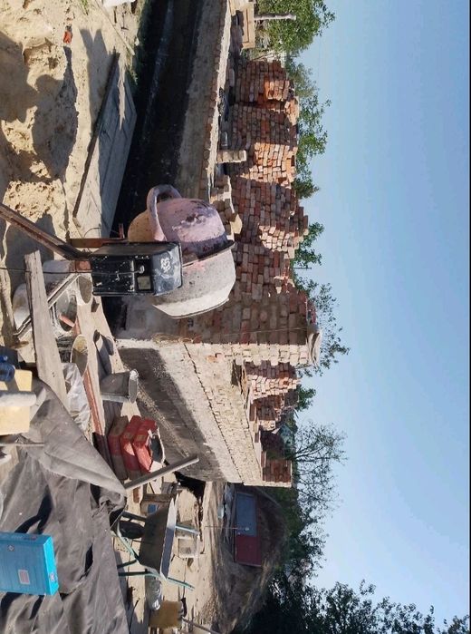 Незавершене будівництво