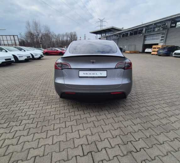 Tesla Model Y 2020 Long Range