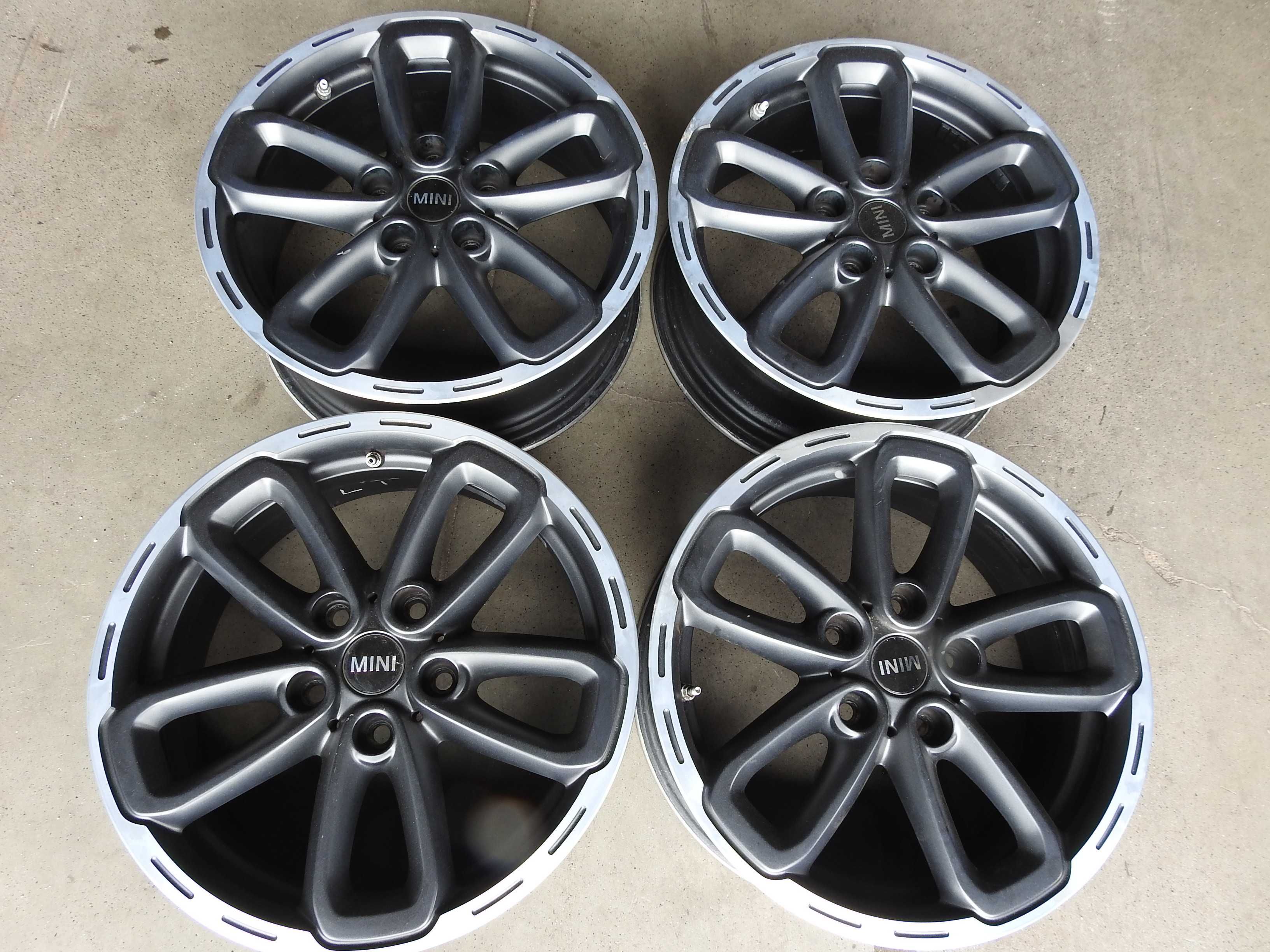 4x ALU Mini Cooper F56 F50 felgi 7x17 5x120 ET50 TPMS