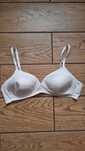 Kremowy biustonosz Triumph Soft Sensation P r. 80 B